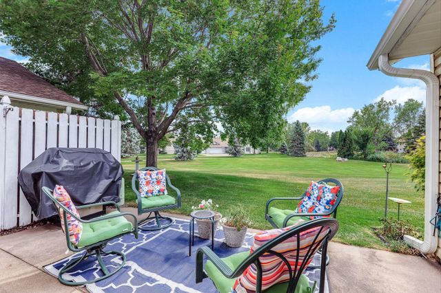 9205 Yorkshire Lane, Brooklyn Park, MN 55443