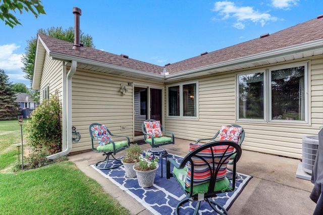 9205 Yorkshire Lane, Brooklyn Park, MN 55443