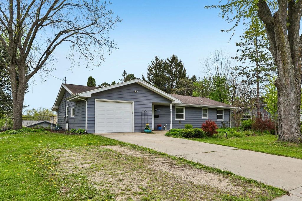 409 Jefferson STREET, Verona, WI 53593