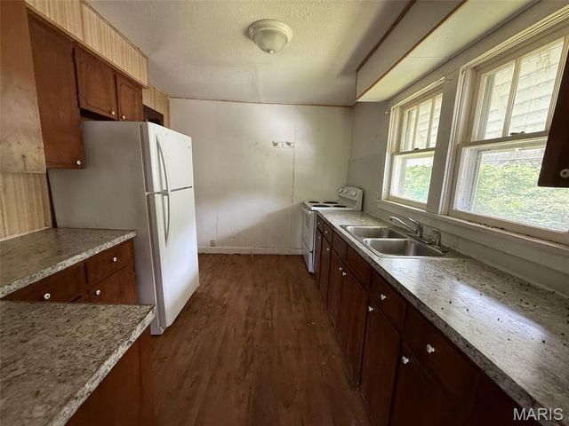 304 Central Avenue, Marble Hill, MO 63764