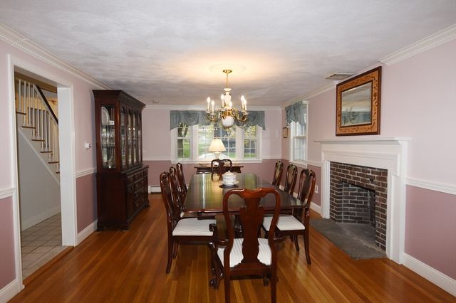 99 Louise Rd, Braintree, MA 02184