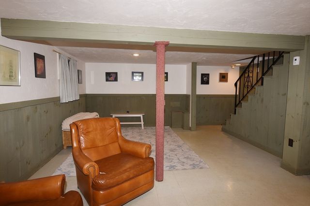 99 Louise Rd, Braintree, MA 02184