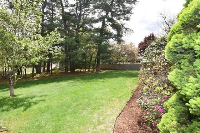 99 Louise Rd, Braintree, MA 02184