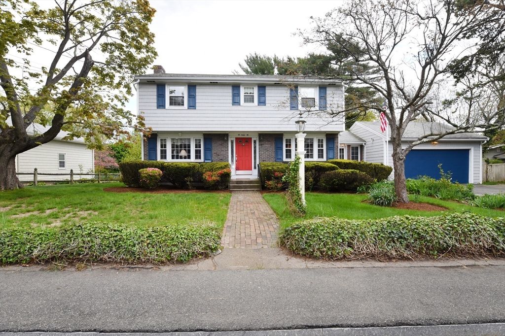 99 Louise Rd, Braintree, MA 02184