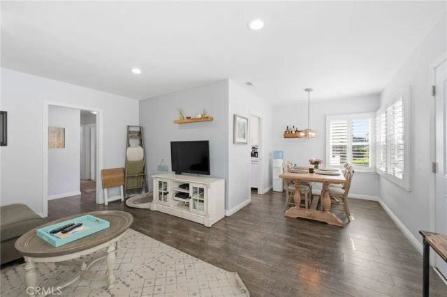 2076 Elanita, San Pedro, CA 90732