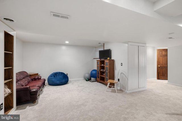 2977 SOUTHAVEN DR, Annapolis, MD 21401