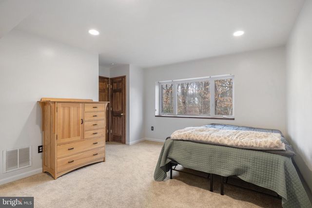 2977 SOUTHAVEN DR, Annapolis, MD 21401