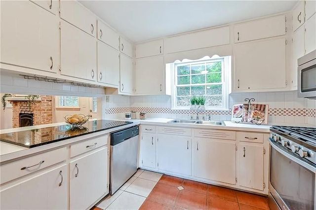 260 River Valley Road, Atlanta, GA 30328