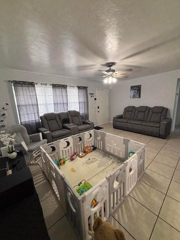 2313 Robin Rd Road, West Palm Beach, FL 33409