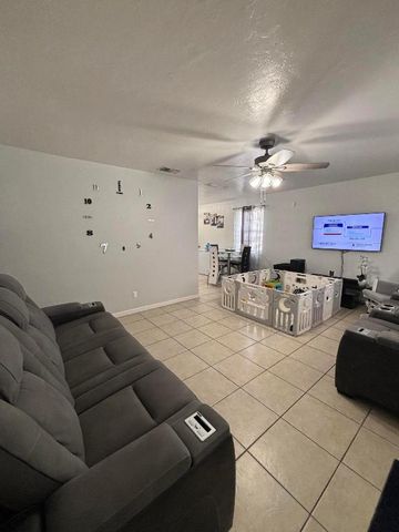 2313 Robin Rd Road, West Palm Beach, FL 33409