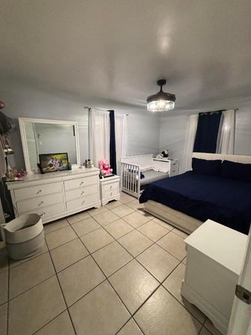 2313 Robin Rd Road, West Palm Beach, FL 33409