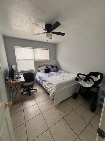 2313 Robin Rd Road, West Palm Beach, FL 33409