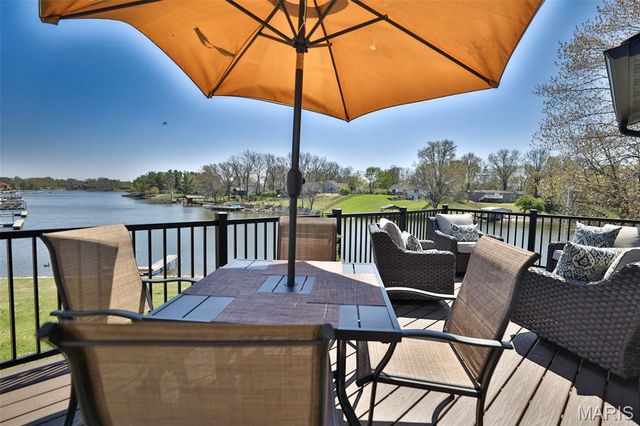 111 Elm Drive, Edwardsville, IL 62025
