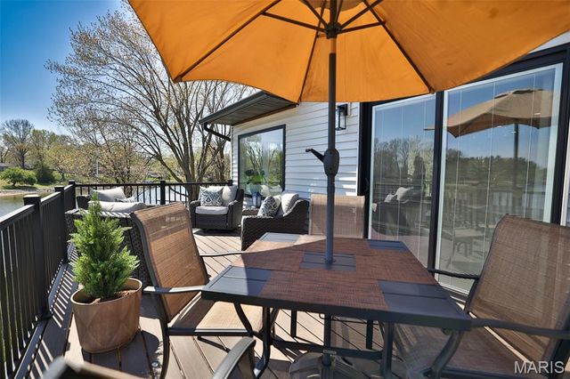 111 Elm Drive, Edwardsville, IL 62025