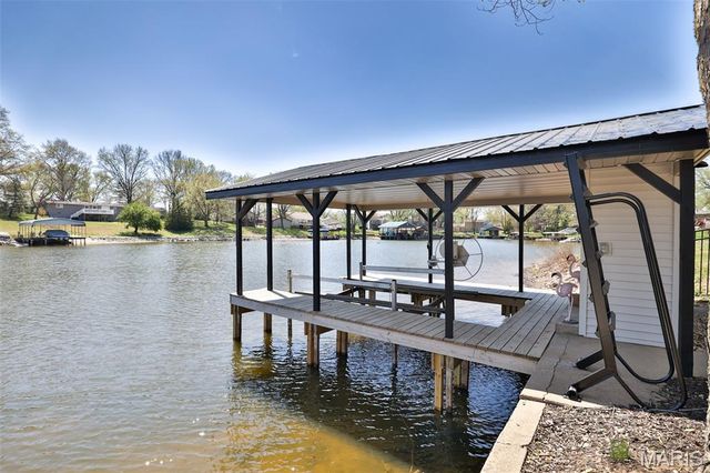 111 Elm Drive, Edwardsville, IL 62025
