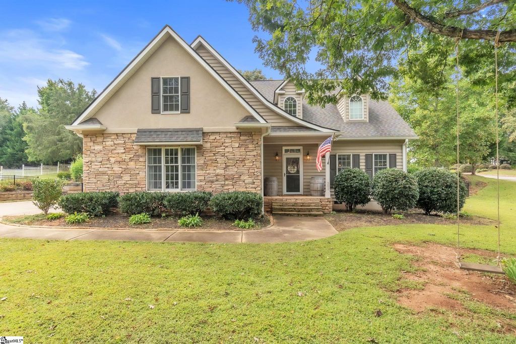 201 N Silver Beech Lane, Greer, SC 29651