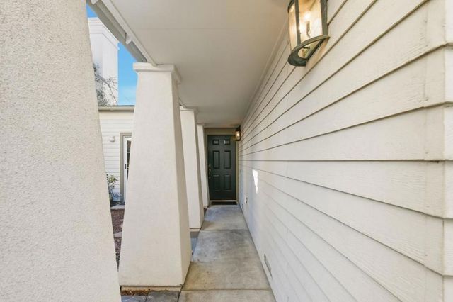 805 N San Antonio Road, Los Altos, CA 94022