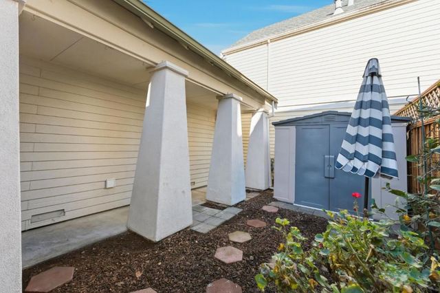 805 N San Antonio Road, Los Altos, CA 94022