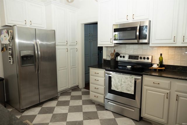 2820 Hillcrest Terrace, Evansville, IN 47712