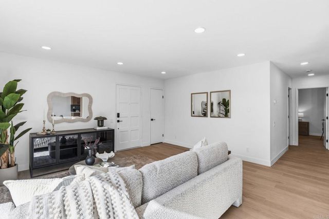 4304 Caminito Del Zafiro, San Diego, CA 92121