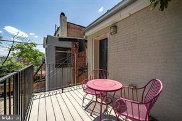 105 S GILMOR ST, Baltimore, MD 21223