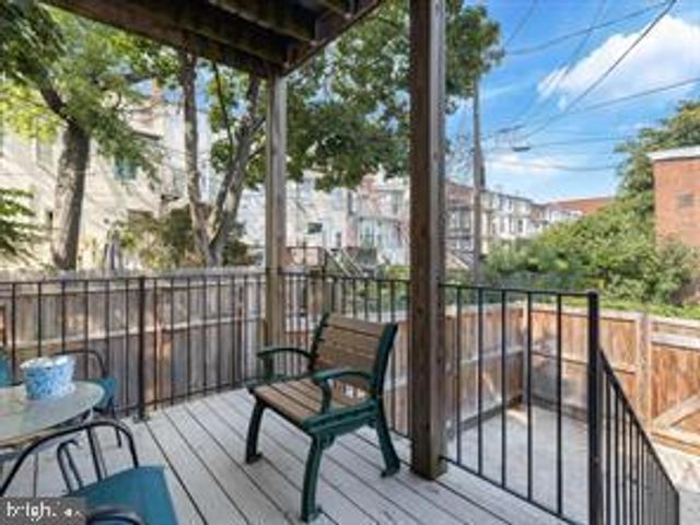 105 S GILMOR ST, Baltimore, MD 21223