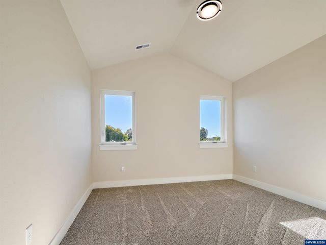 1050 2nd St, Gervais, OR 97026