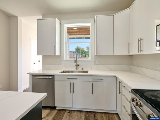 1050 2nd St, Gervais, OR 97026