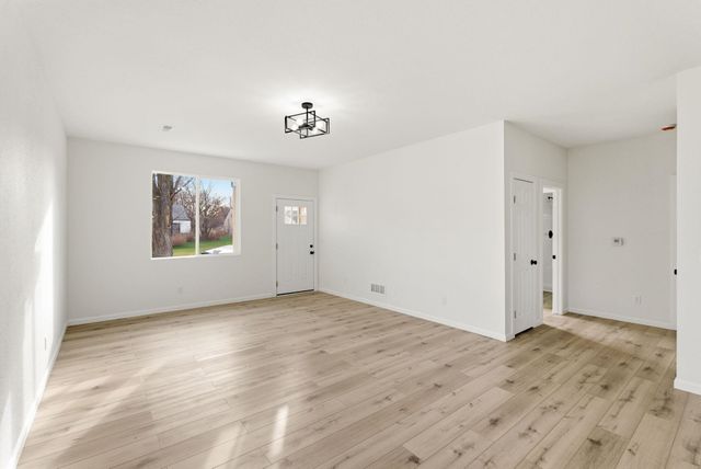 2267 N Kansas St, Wichita, KS 67219