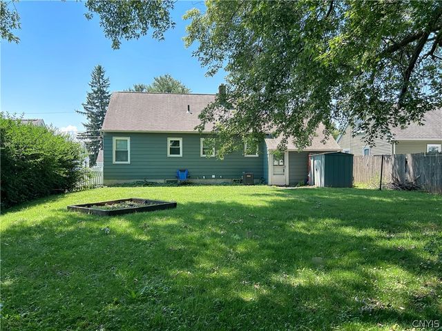 627 Delmar Place, Salina, NY 13208