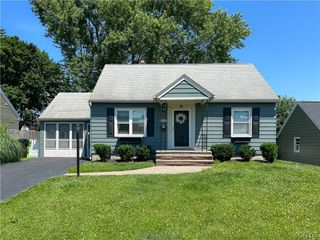 627 Delmar Place, Salina, NY 13208