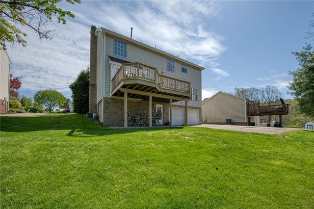 2042 Canyon Drive Ext, Mckees Rocks, PA 15136
