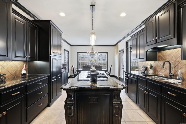 5 Wood Thrush Point, Little Rock, AR 72211