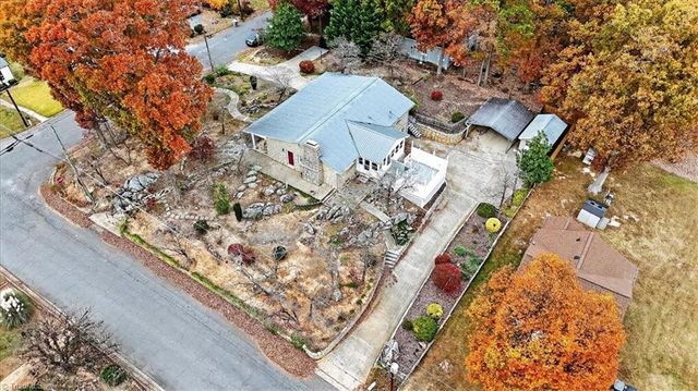 855 Lee Street, Asheboro, NC 27203