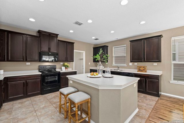 129 Sandy Shoal, Boerne, TX 78006