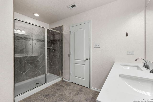 129 Sandy Shoal, Boerne, TX 78006