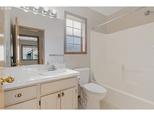 17530 Sw 128 Ave, Portland, OR 97224