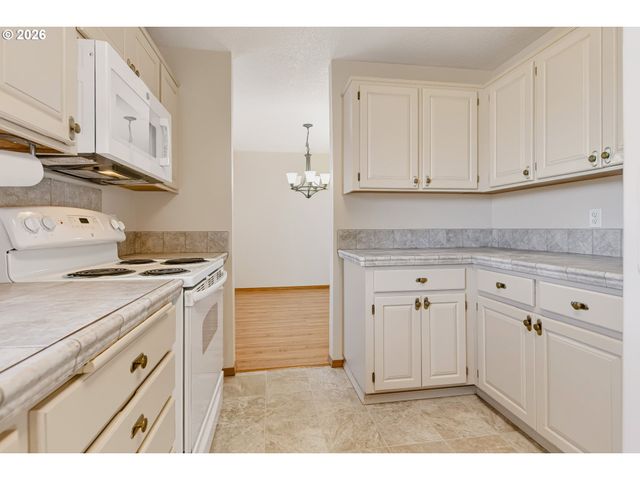 17530 Sw 128 Ave, Portland, OR 97224