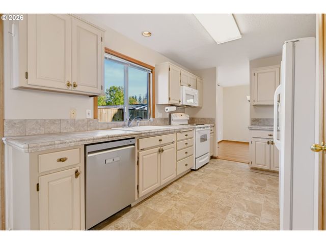 17530 Sw 128 Ave, Portland, OR 97224