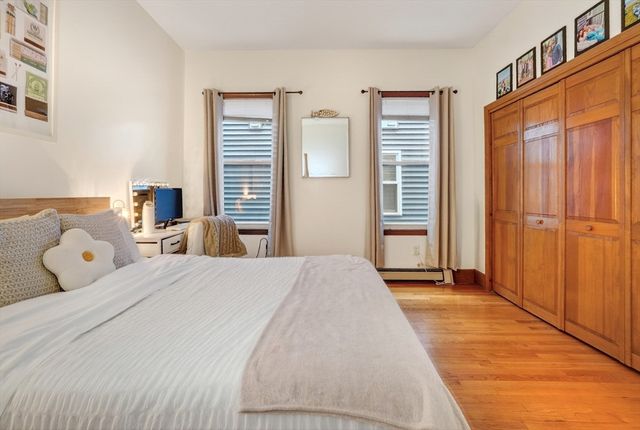 760-762 E 5th St 1, Boston, MA 02127