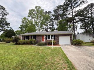 302 Bragdon Ave., Georgetown, SC 29440