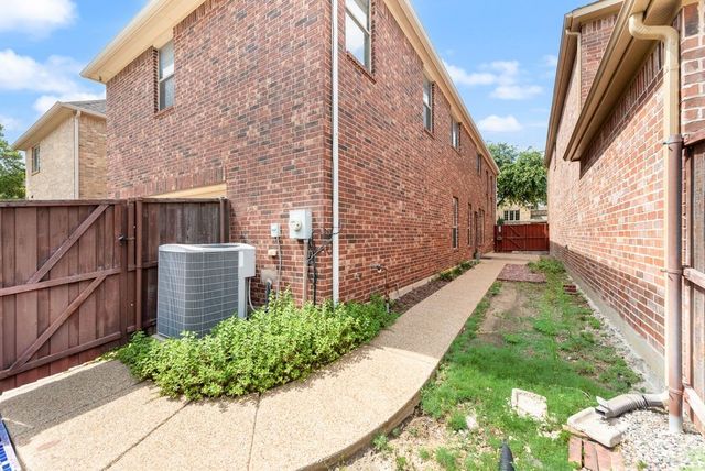 1720 Snow Owl Court, Carrollton, TX 75010