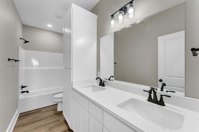 212 Oneal Lane, Elkins, AR 72727