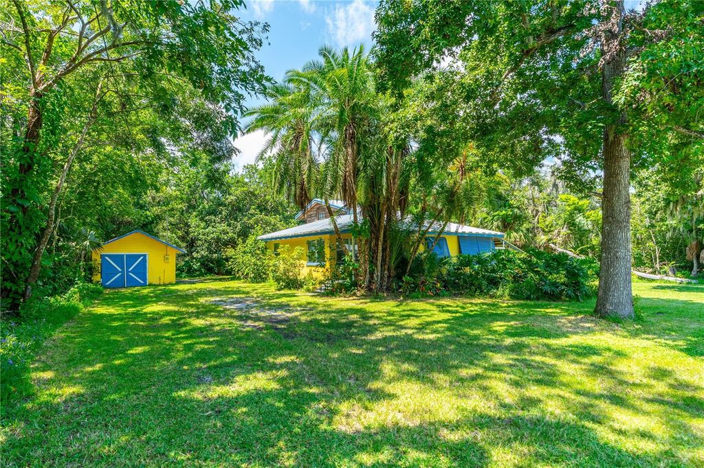 Image 2 of property listing at 814 BENECIA AVENUE, Daytona Beach, FL 32114