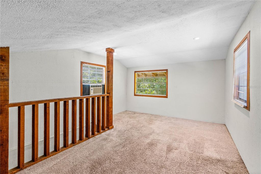 Image 28 of property listing at 814 BENECIA AVENUE, Daytona Beach, FL 32114