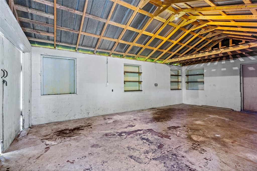 Image 30 of property listing at 814 BENECIA AVENUE, Daytona Beach, FL 32114