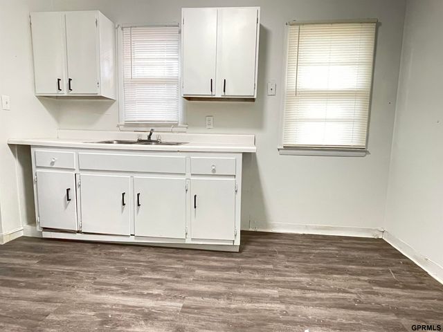 3826 N 36 Street, Omaha, NE 68111