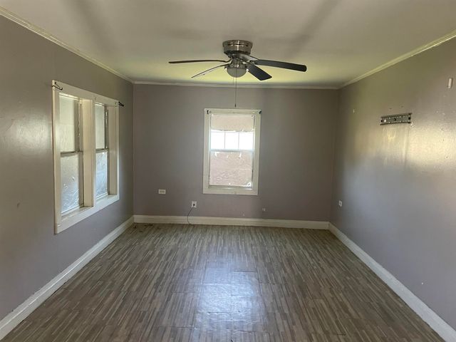 331 St Louis St, Raceland, LA 70394