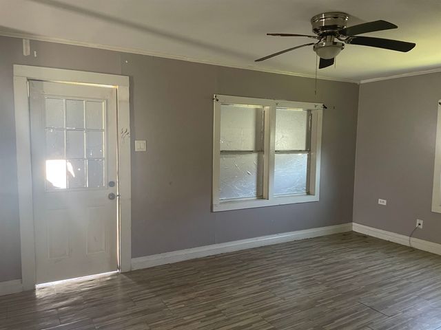 331 St Louis St, Raceland, LA 70394