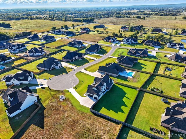 17816 S 47th East Avenue, Bixby, OK 74008